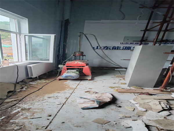 宝丰地基基础下沉墙体裂缝加固注浆顶升施工